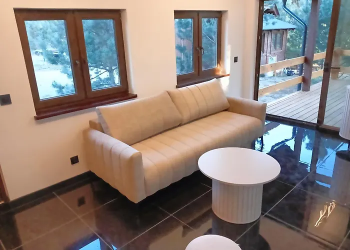 Osada Blanka Black & White Сasa de vacaciones Swornegacie