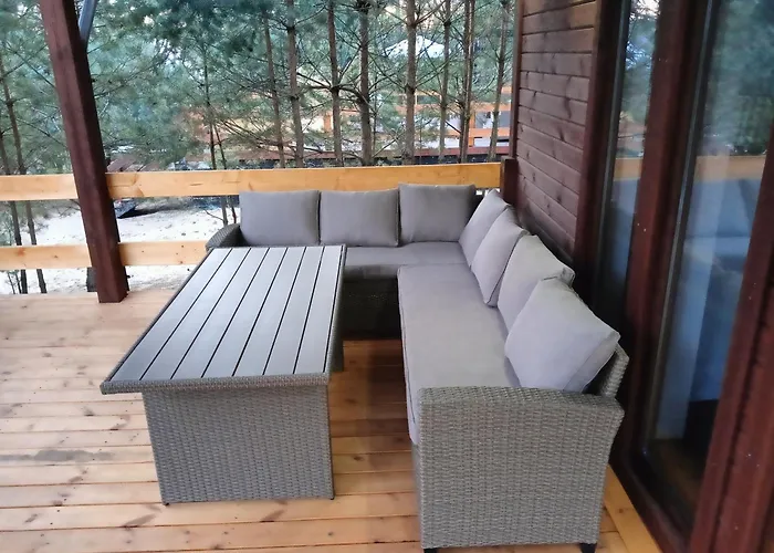 Nyaraló Osada Blanka Black & White